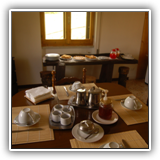 009- prima colazione all'interno